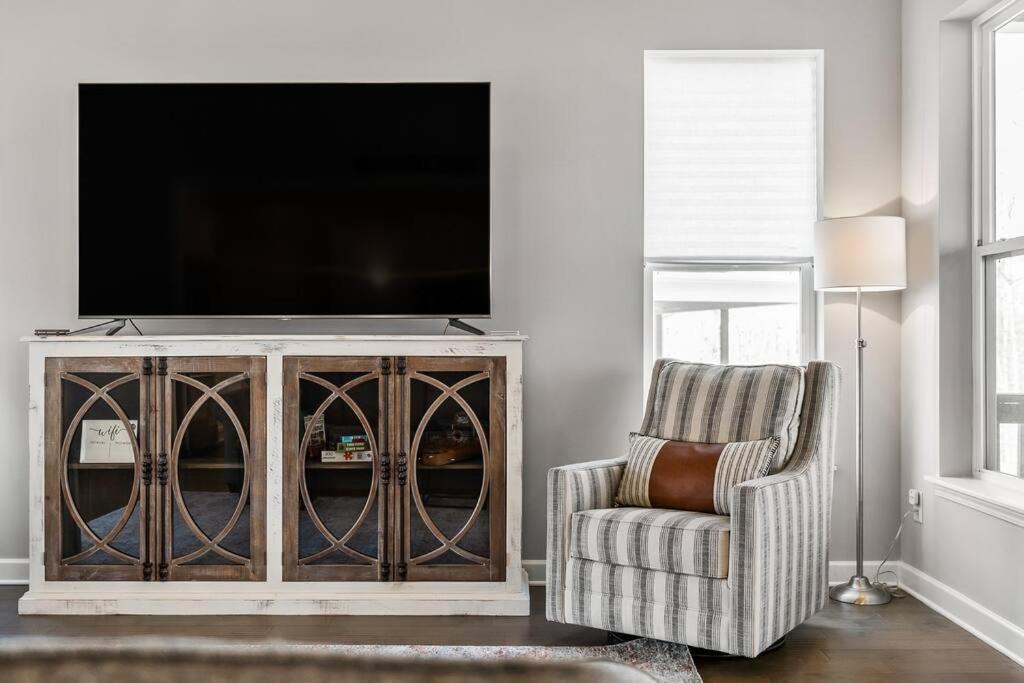 Beautiful Home With Lake And Marina Access, Firepit, Golf Cart Included Estill Springs 外观 照片